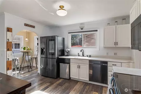 Kitchen - 3907 128th St E, Tacoma, WA 98446 photo 1 of 3
