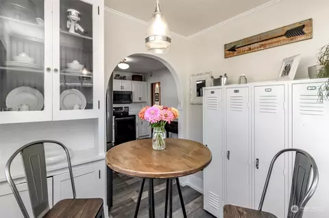 Dining - 3907 128th St E, Tacoma, WA 98446 photo 1 of 3