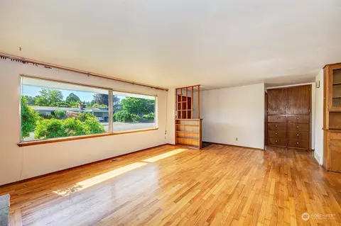 417 2nd Ave N, Edmonds, WA 98020 photo 4