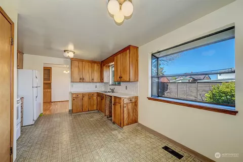 417 2nd Ave N, Edmonds, WA 98020 photo 8