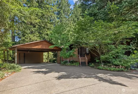 18742 23rd Ave NE, Lake Forest Park, WA 98155