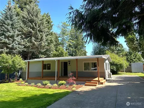 6936 Petticote Ln, Blaine, WA 98230