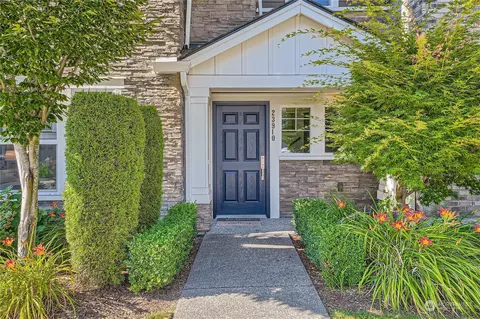 23910 SE 45th Pl, Issaquah, WA 98029
