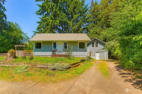 3706 W Arsenal Way, Bremerton, WA 98312