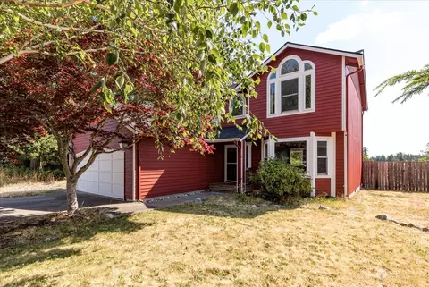 624 NW Lateen St, Oak Harbor, WA 98277
