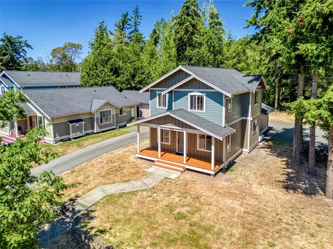 2010 11th St, Port Townsend, WA 98368