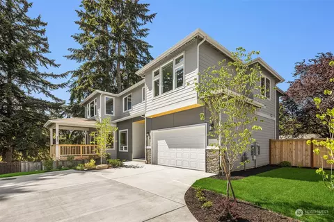 855 Field Ave NE, Renton, WA 98059