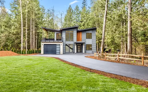 4995 Hannegan Rd, Bellingham, WA 98226