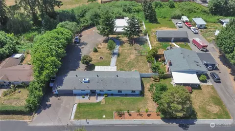 5604 114th Avenue Ct E, Puyallup, WA 98372