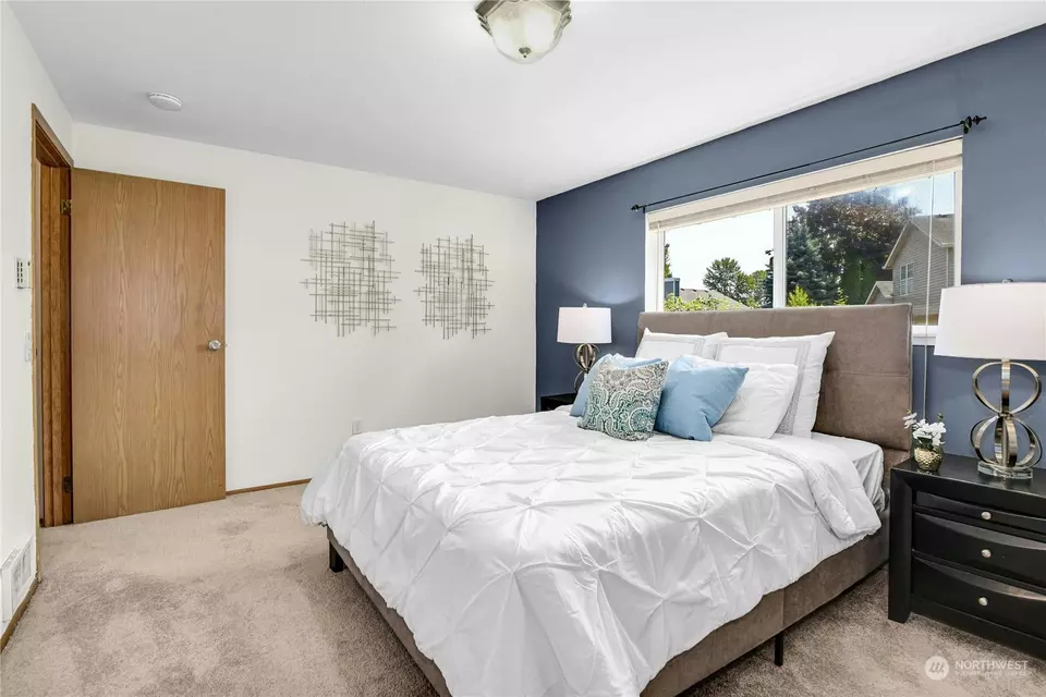 Bedroom - 11945 SE 260th Pl, Kent, WA 98030 photo 1 of 2