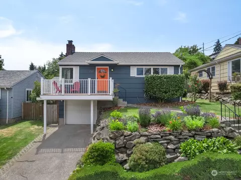 2321 W Bertona St, Seattle, WA 98199