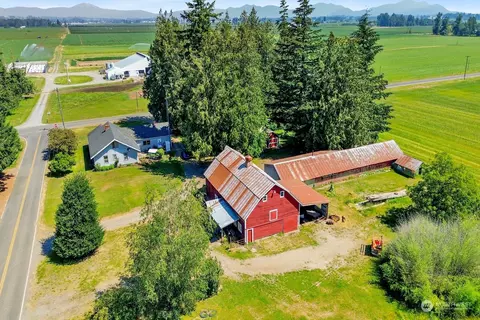 1705 Pangborn Rd, Lynden, WA 98264