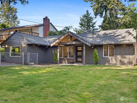 21700 55th Ave W, Mountlake Terrace, WA 98043