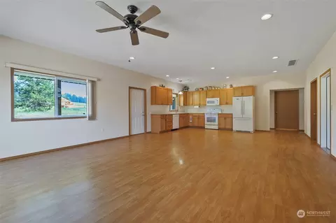 5610 E Handy Rd, Colbert, WA 99005 photo 7