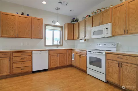 5610 E Handy Rd, Colbert, WA 99005 photo 9