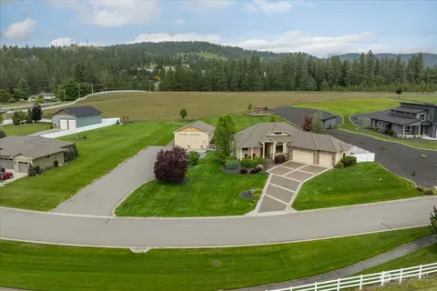 20407 E Happy Trails Ln, Otis Orchards, WA 99027
