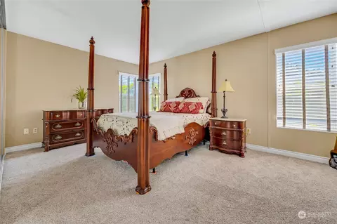 620 112th #355, Everett, WA 98208 photo 18