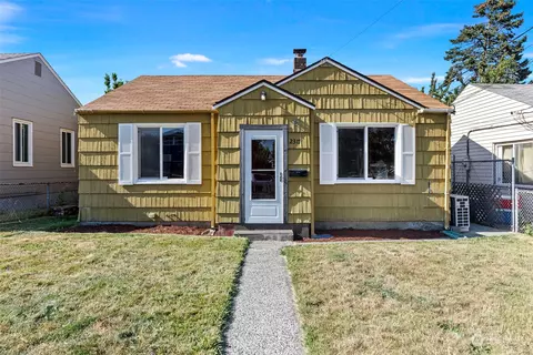2317 S 17th St, Tacoma, WA 98405