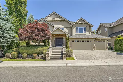2204 204th Pl NE, Sammamish, WA 98074