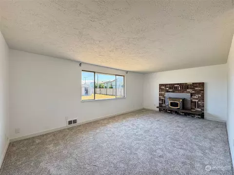 10 Elizabeth Ln, Sequim, WA 98382 photo 5