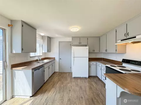 10 Elizabeth Ln, Sequim, WA 98382 photo 9