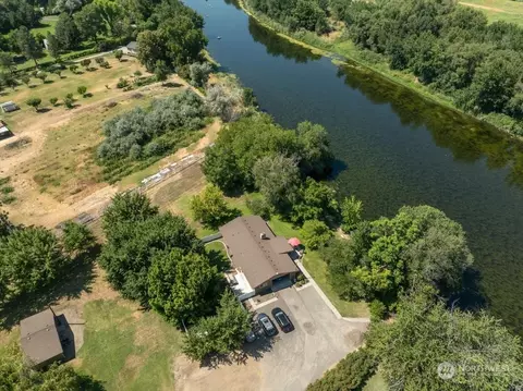 73530 N Pederson Rd, West Richland, WA 99353