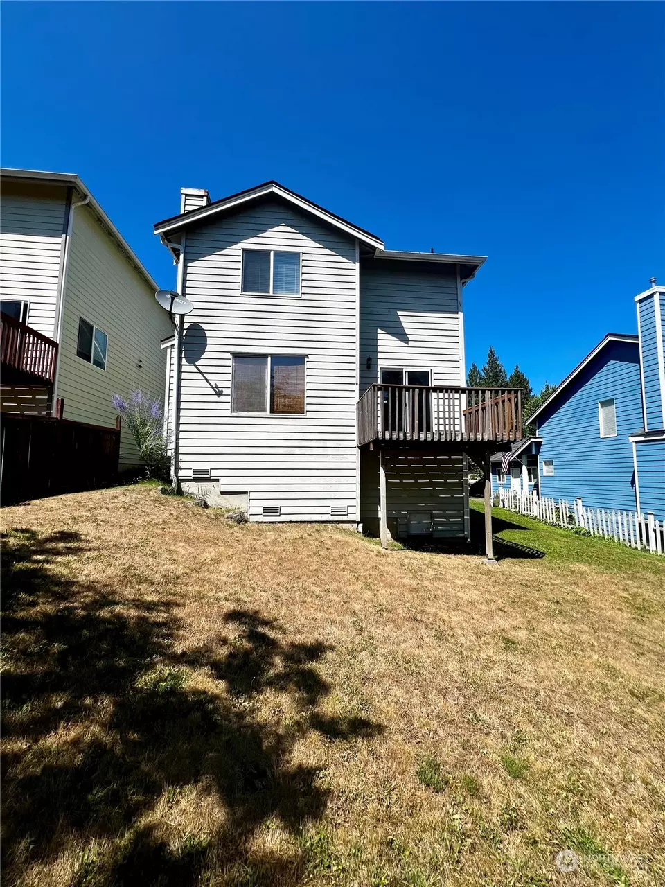 Exterior - 987 NW Poppy Ct, Silverdale, WA 98383 photo 6 of 6