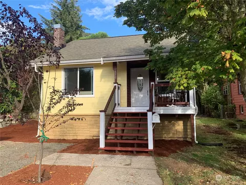 310 Olympic Pl, Bremerton, WA 98312