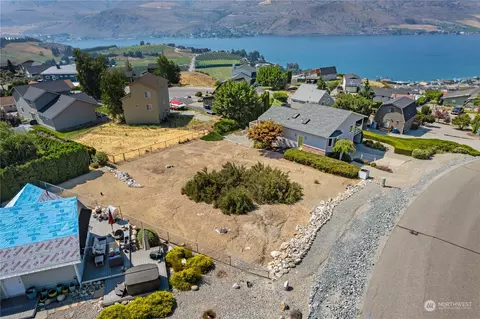 304 Butte Rd, Chelan, WA 98816
