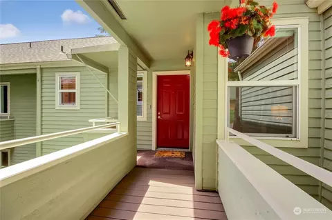 4049 223rd Pl SE #2027, Issaquah, WA 98029