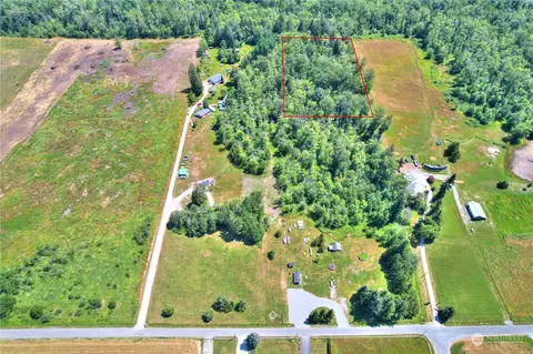 6877 Hobson Rd, Bow, WA 98232