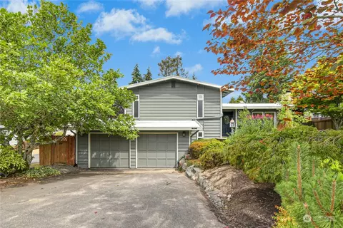 9027 Bowdoin Way, Edmonds, WA 98026