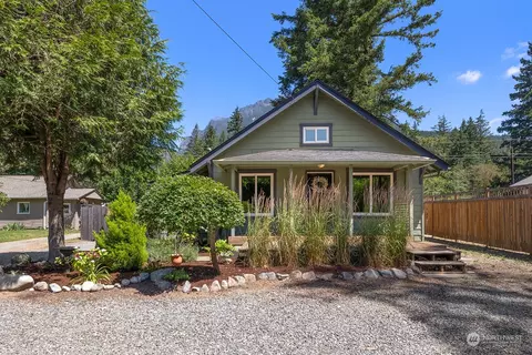 43326 SE 128th Pl, North Bend, WA 98045