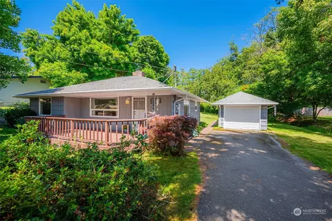 2404 NE 30th, Bremerton, WA 98310