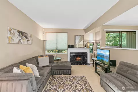 2956 Kennewick Pl NE, Renton, WA 98056