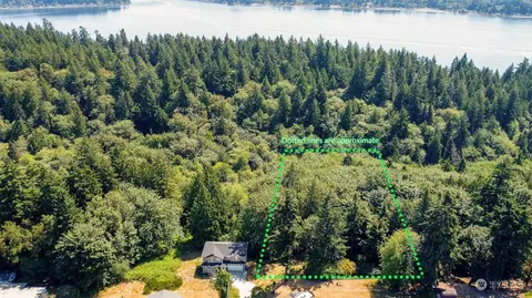 2849 NE Bowen St, Bremerton, WA 98310