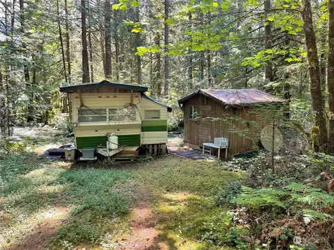 9 Wilderness Way, Deming, WA 98244