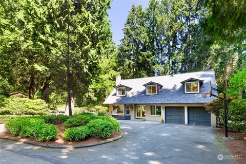 13840 NE 44th Pl, Bellevue, WA 98005