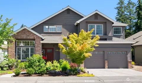22330 SE 255th St, Maple Valley, WA 98038