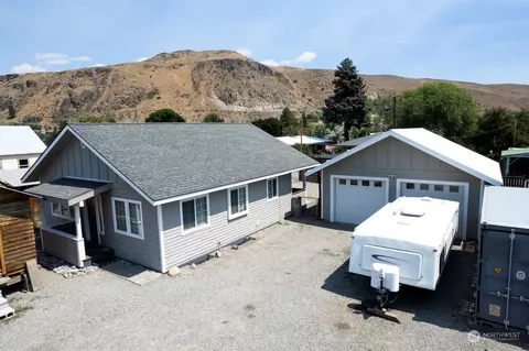 506 Canyon St, Twisp, WA 98856