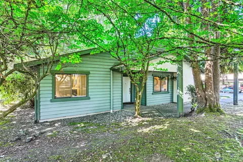 12709 NE 130th Ct #C101, Kirkland, WA 98034