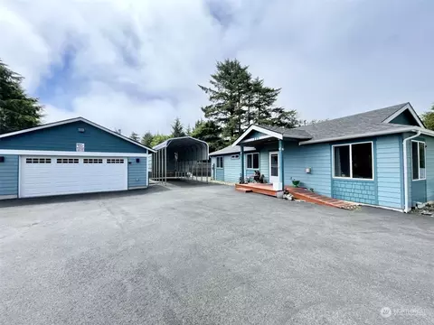 771 Edgewood Ave NE, Ocean Shores, WA 98569