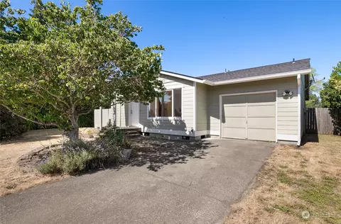 2330 Sherwood Ln, Shelton, WA 98584