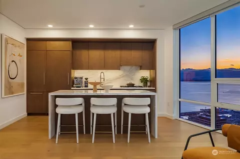 121 Stewart St #2401, Seattle, WA 98101