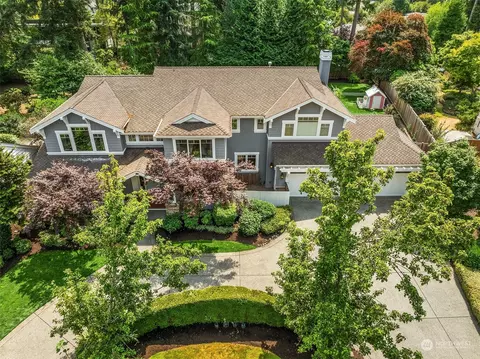 10435 SE 19th St, Bellevue, WA 98004