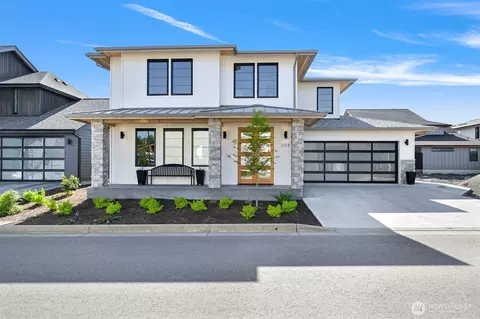 208 Riverwalk Dr, Lynden, WA 98264
