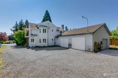Exterior - 6912 Beverly Blvd, Everett, WA 98203 photo 5 of 8