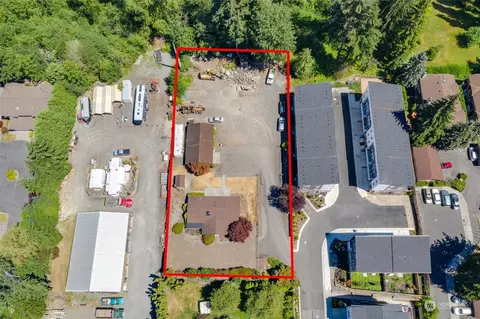 17730 80th Ave NE, Kenmore, WA 98028