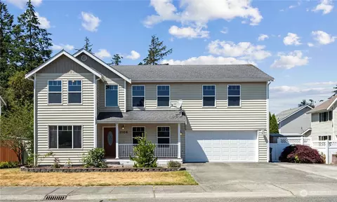 1104 NW Kathleen Dr, Oak Harbor, WA 98277