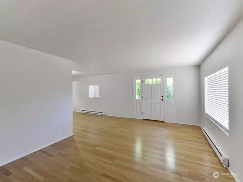 2156 N 89th St, Seattle, WA 98103 photo 6